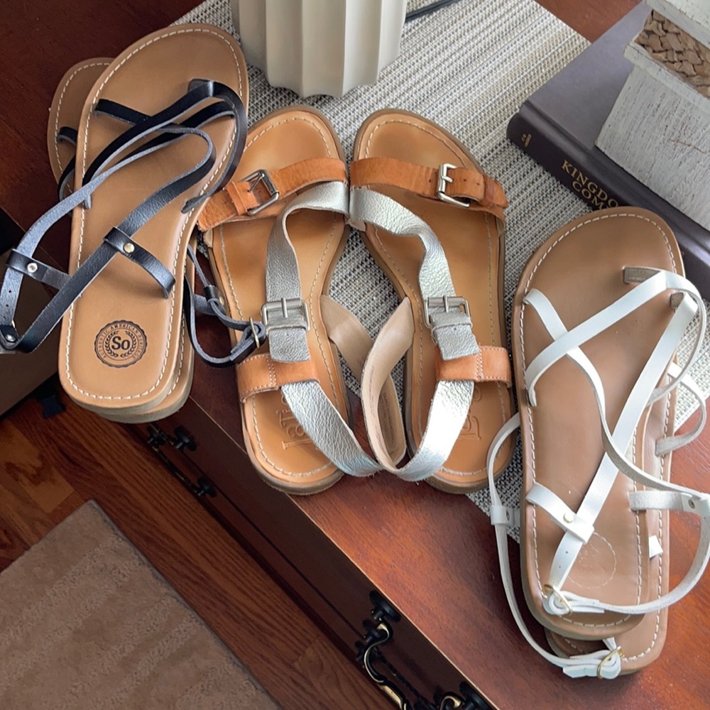 Sandals size 10